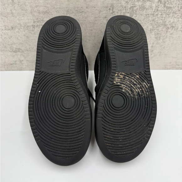Nike Black Mid Top Sneakers Youth 6.5Y - Picture 5 of 6